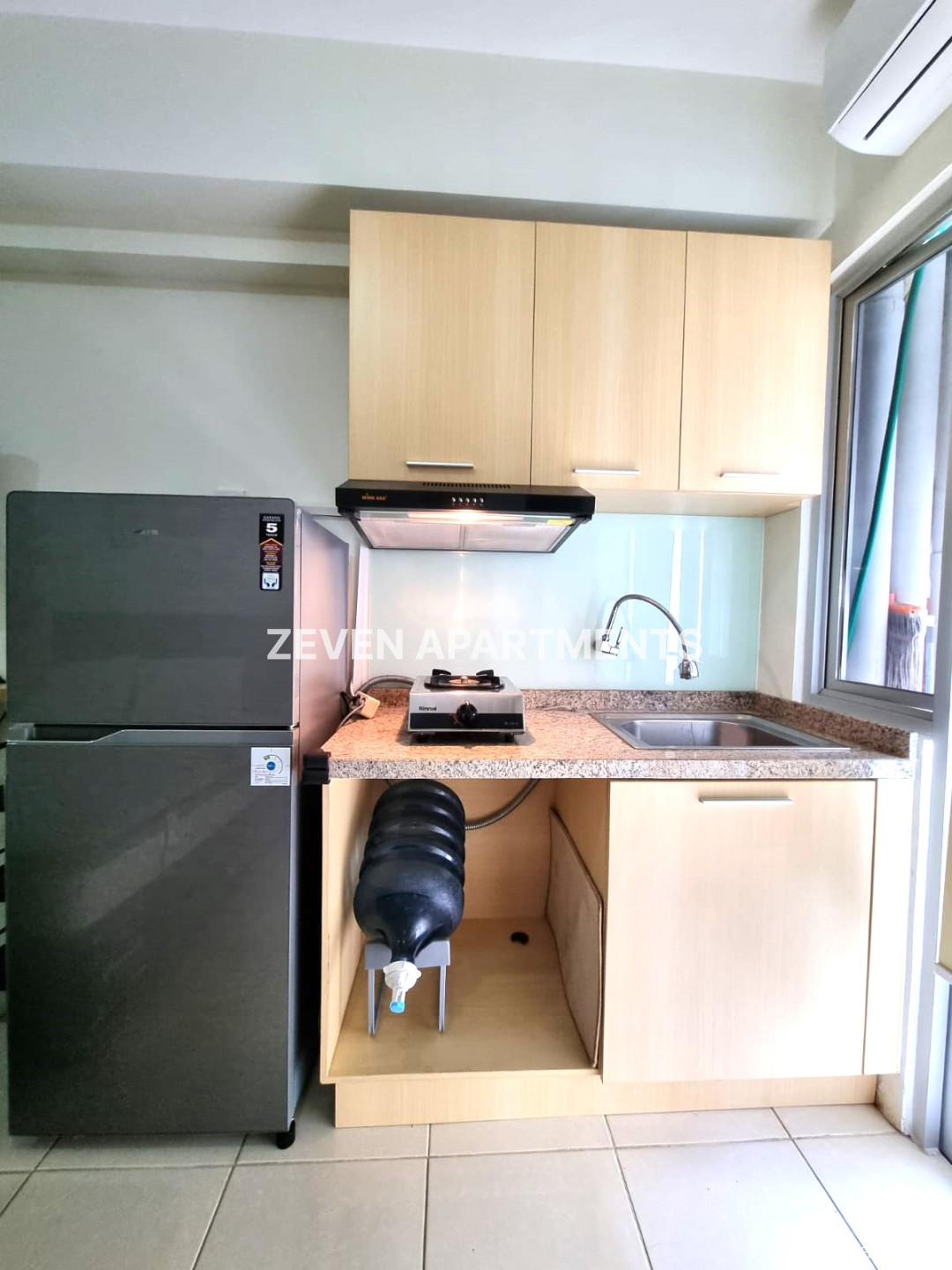 SEWA STUDIO FURNIS APARTEMENT EDUCITY